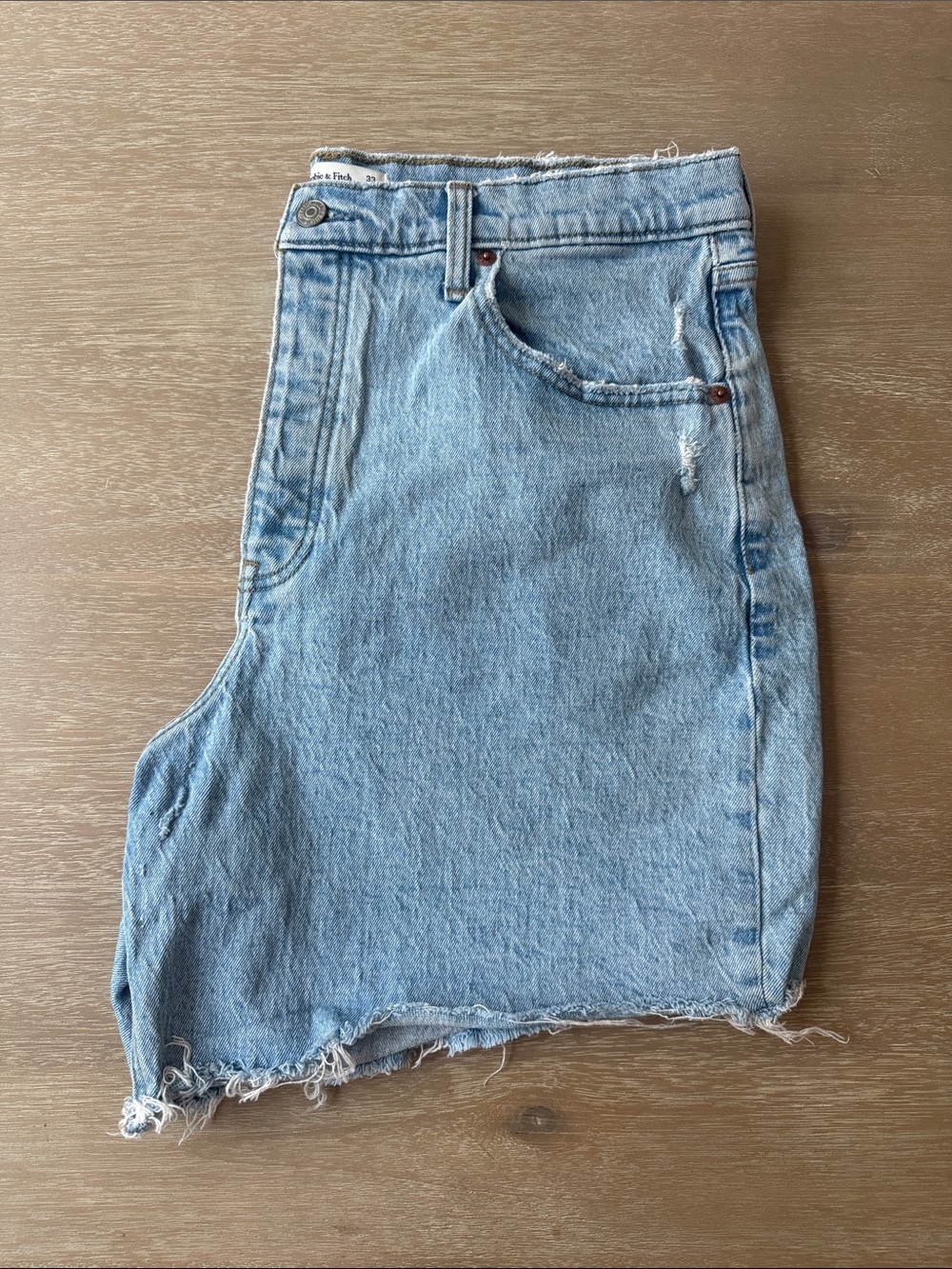 A&F 7" High Rise Dad Shorts 33 | 16